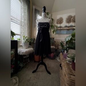 EUC BCBG Max Azria Women’s Silk & Sequin Black Party Dress